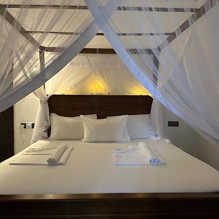 Love Island Galle Ngoại thất bức ảnh